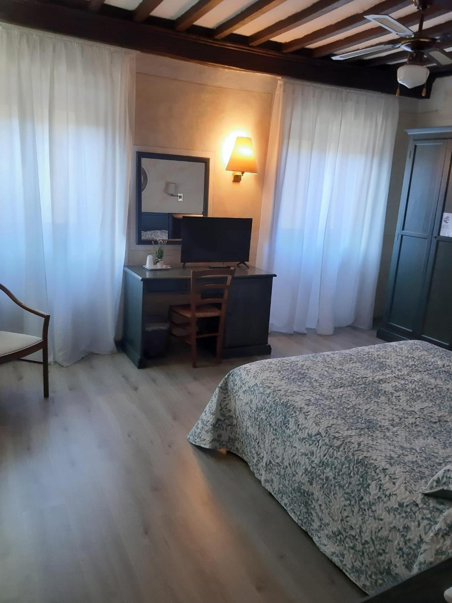 Hotel Borgo Antico Bibbiena Eksteriør billede